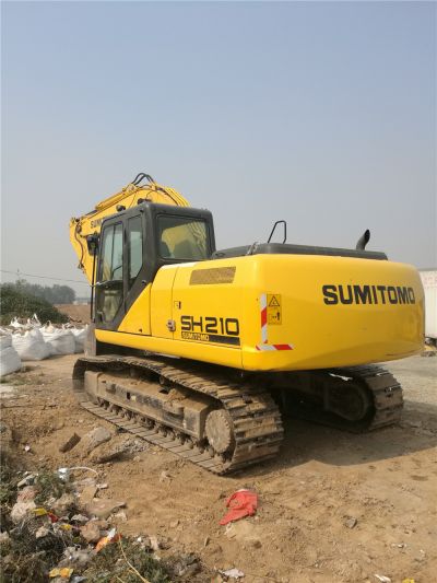 SH210-5履带式挖掘机出租