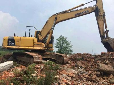 240-8履带式挖掘机出租