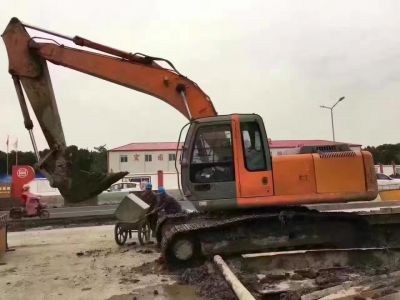 200-6履带式挖掘机出租
