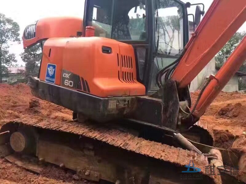 DX60履带式挖掘机出租