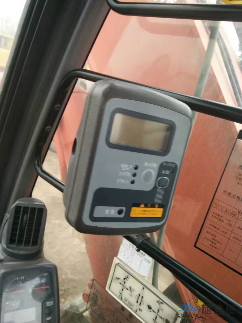 75履带式挖掘机出租