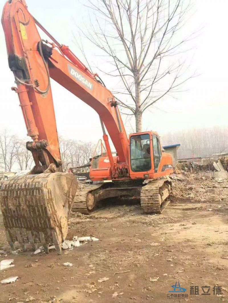 300-7履带式挖掘机出租