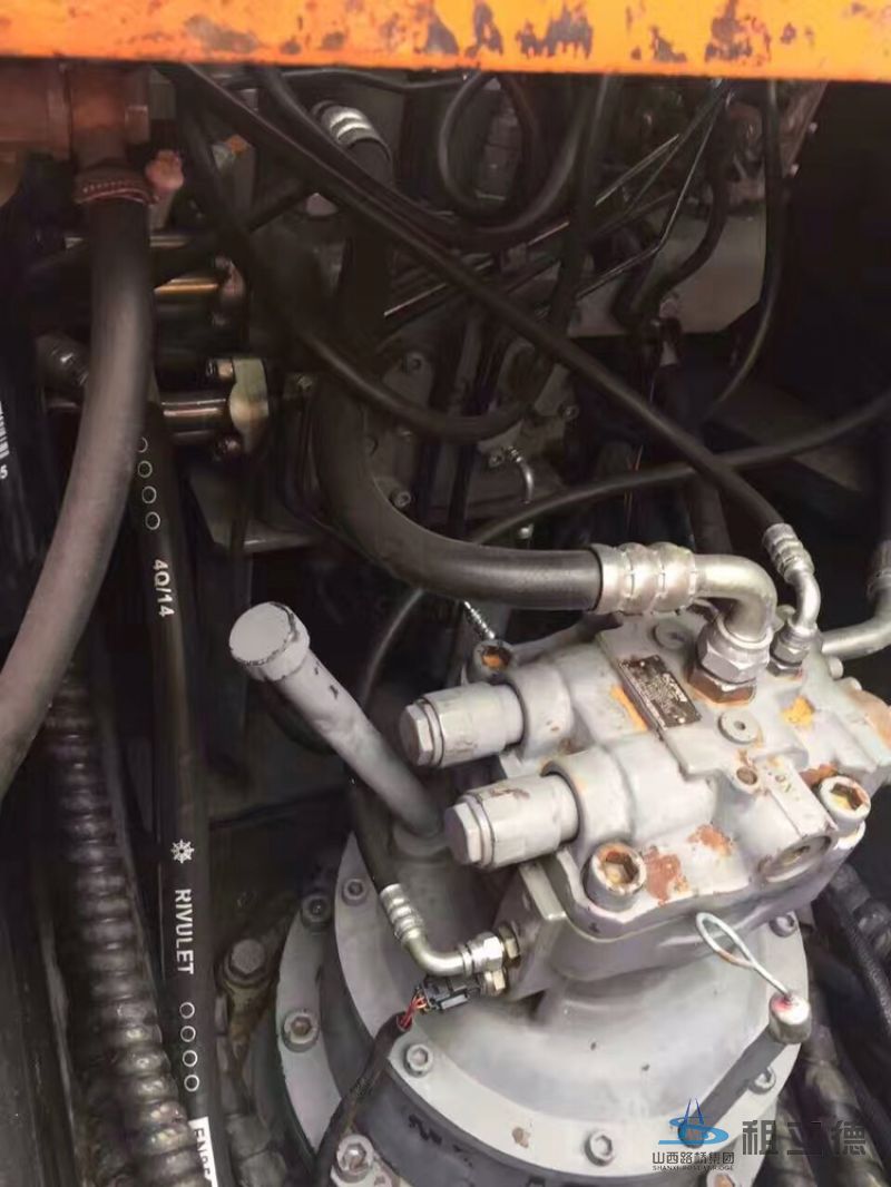 250H-3G履带式挖掘机出租