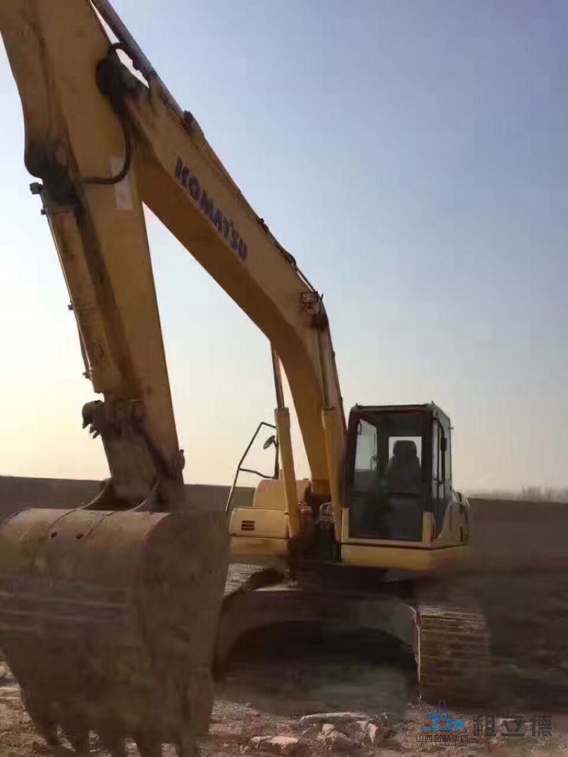 240-8履带式挖掘机出租