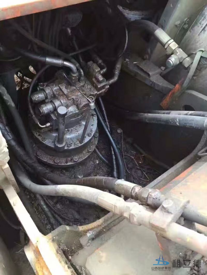 240-3履带式挖掘机出租