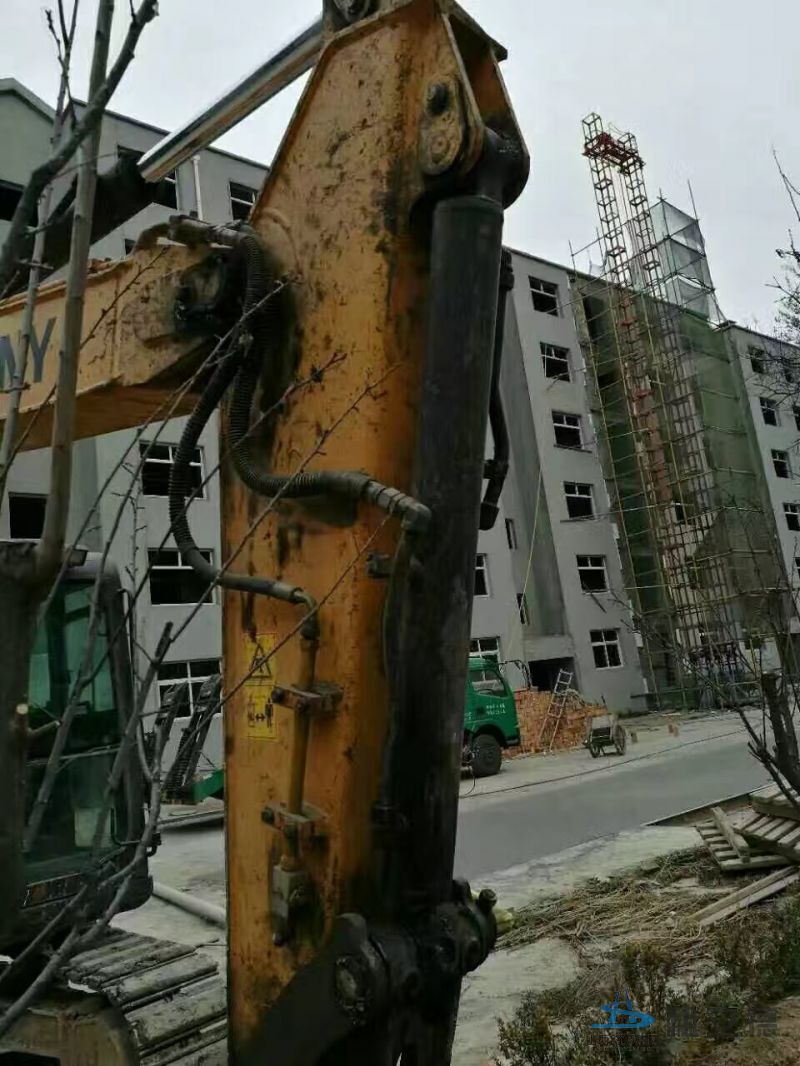 76履带式挖掘机出租