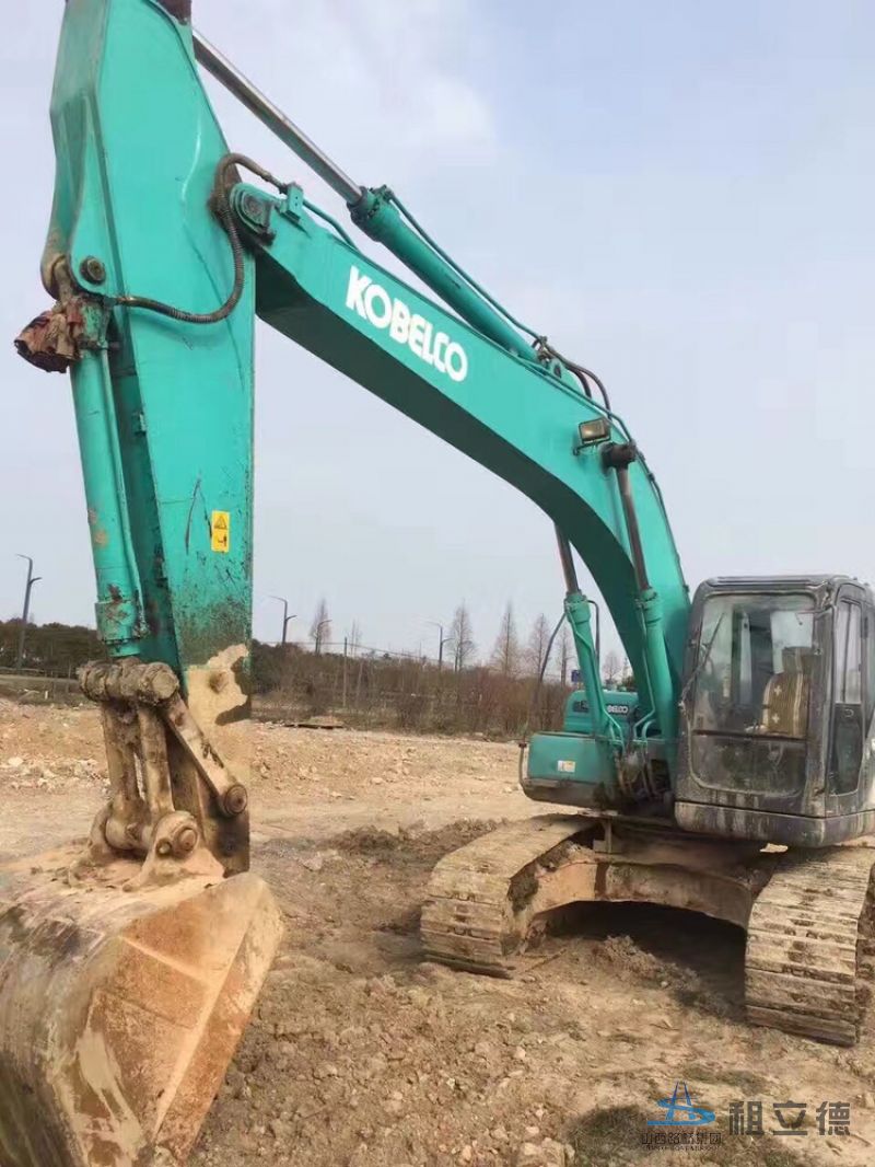 200-8履带式挖掘机出租