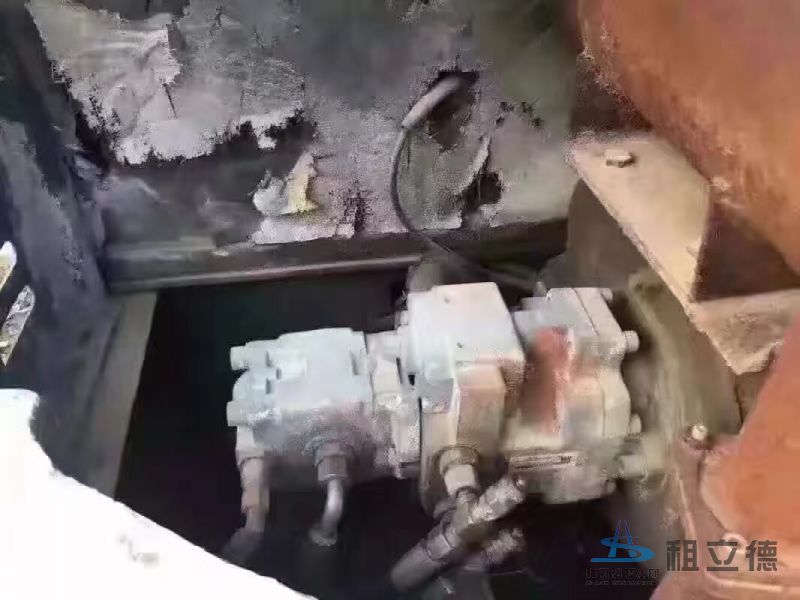 50履带式挖掘机出租