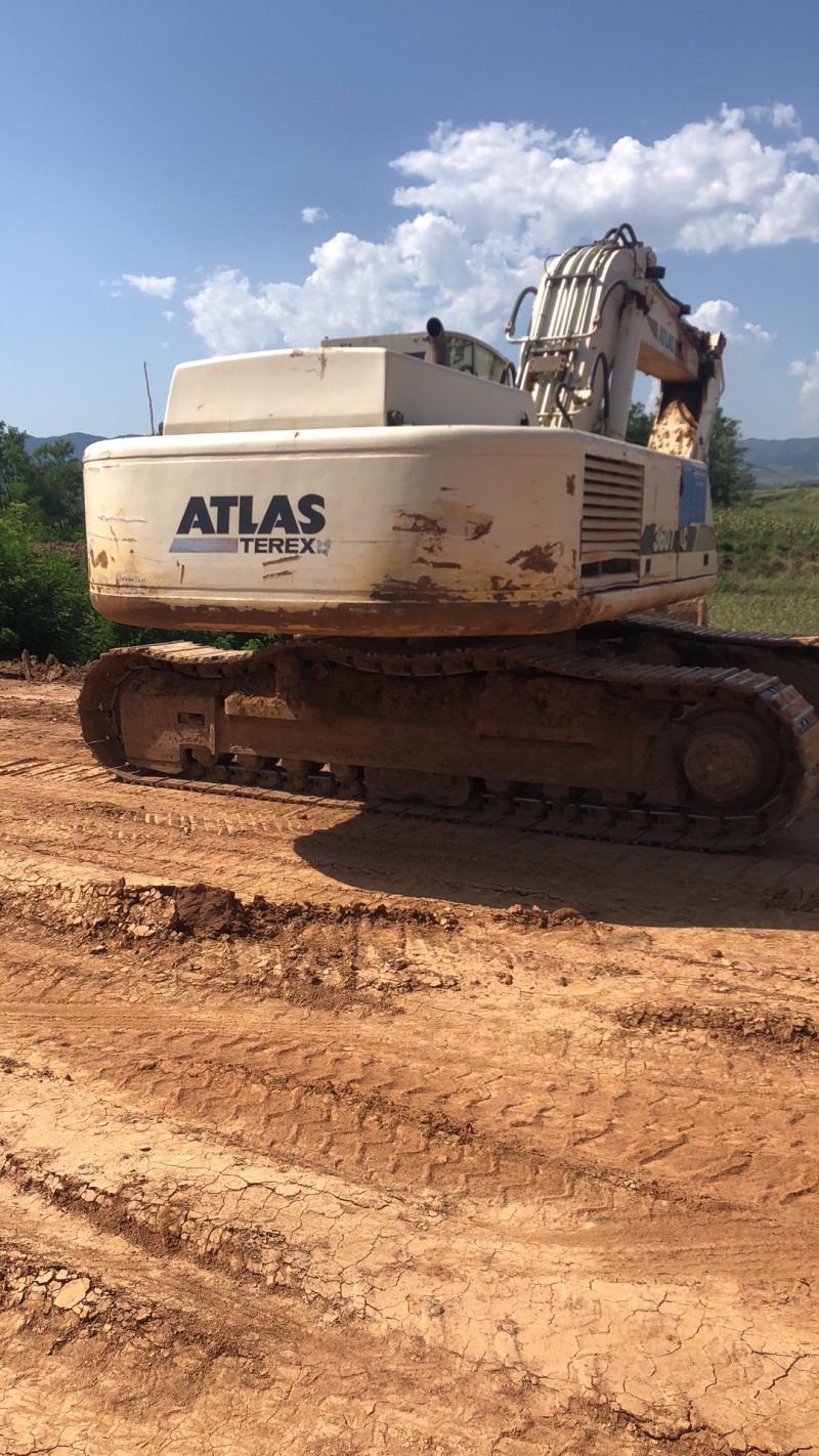 ATLAS3306履带式挖掘机出租