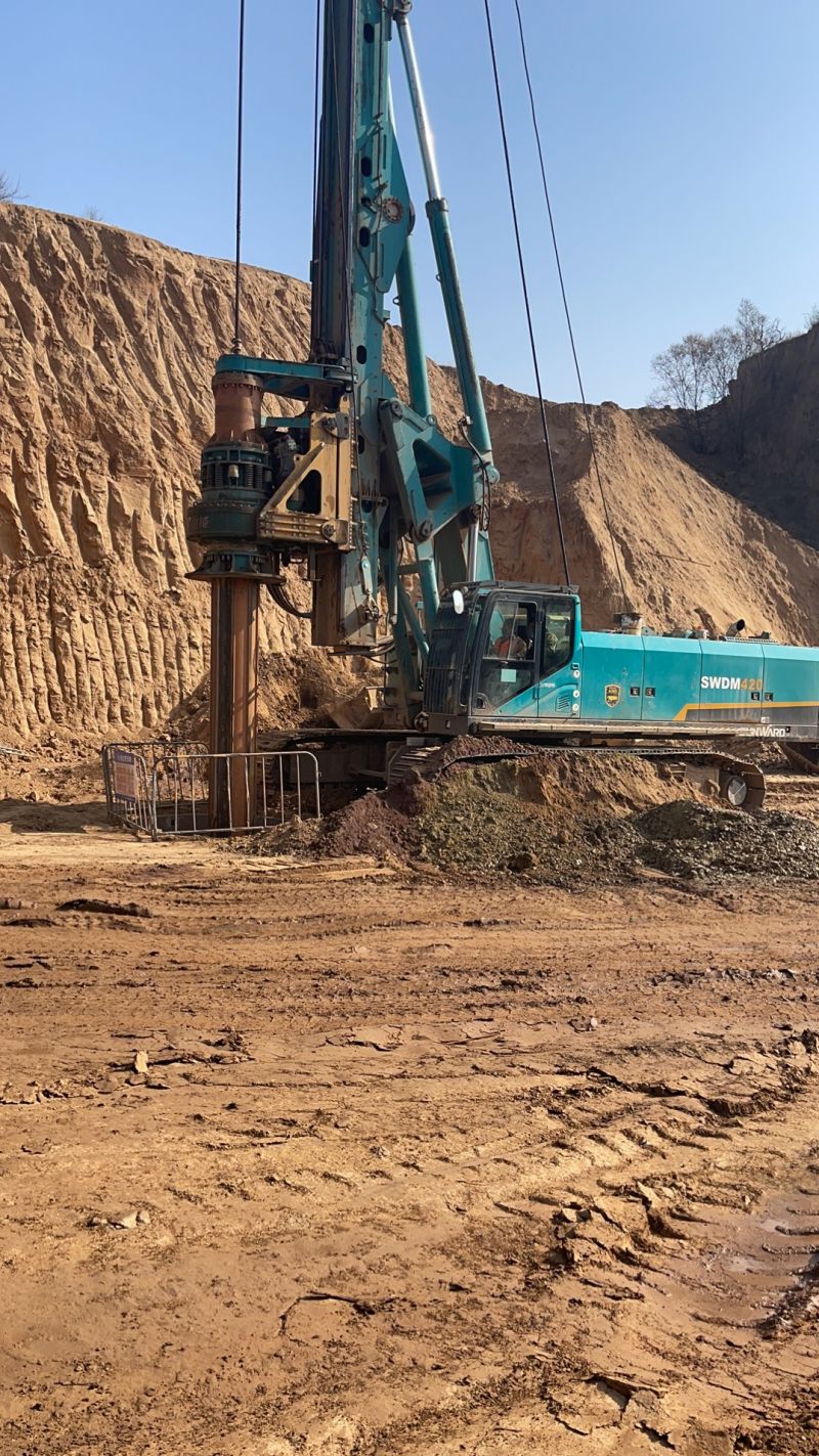 420旋挖钻机出租