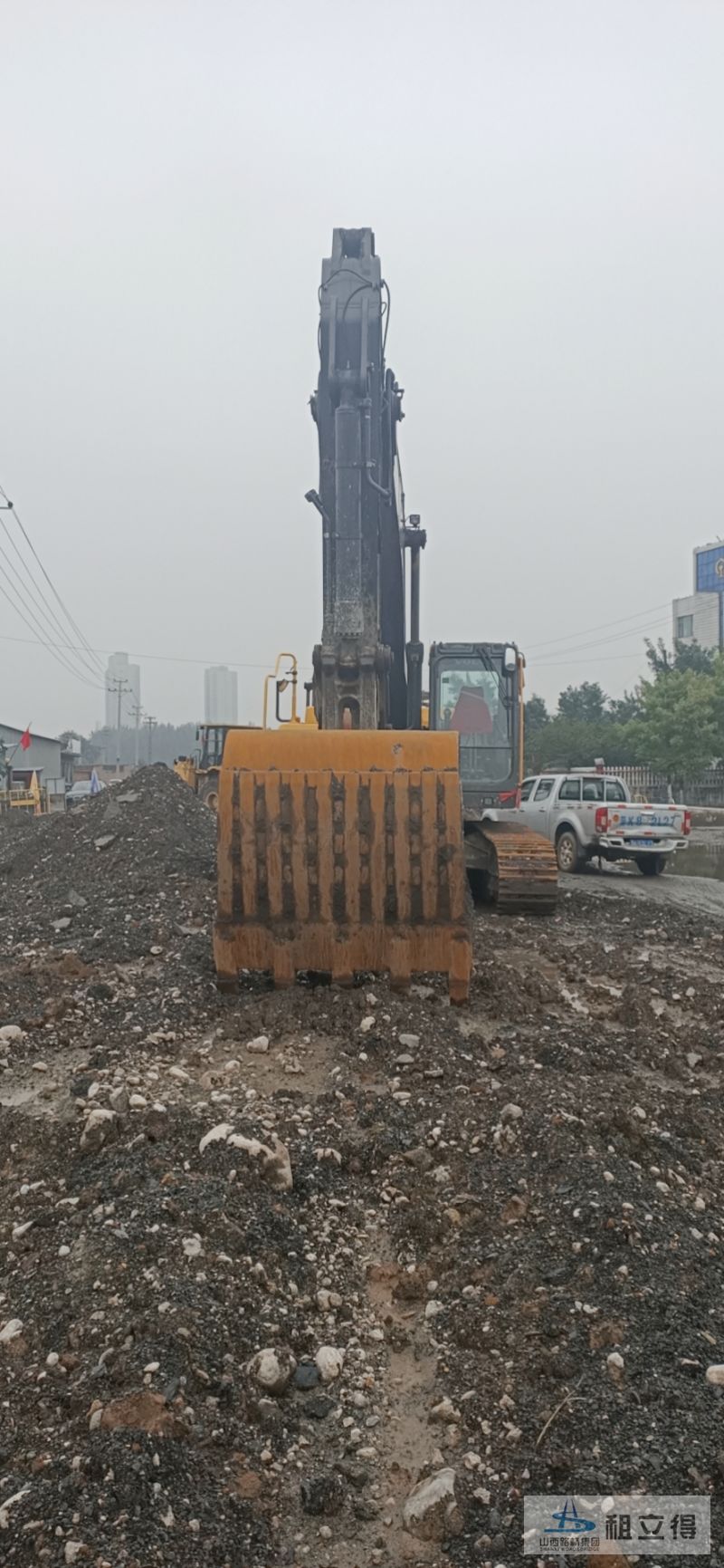 EC300DL履带式挖掘机出租