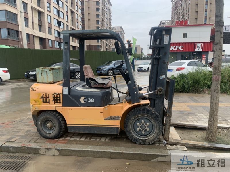 FD38B内燃式叉车出租