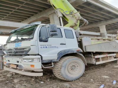 2018年中联38米臂架式混凝土泵车出租