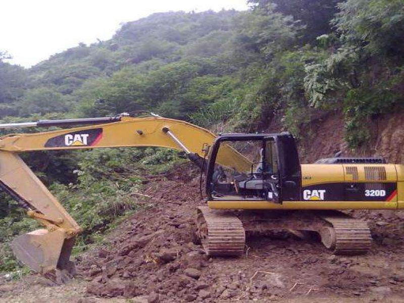 CAT320履带式挖掘机出租