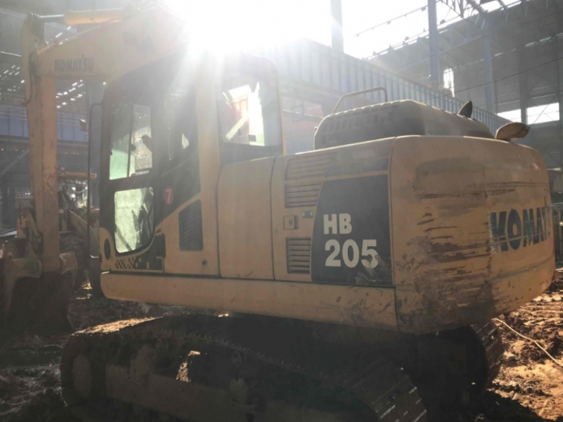 HB205-1履带式挖掘机出租