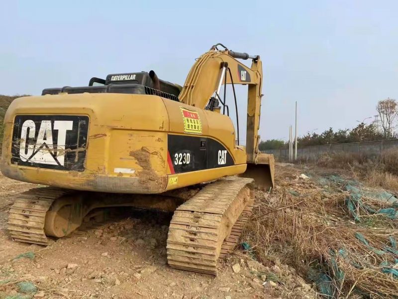 CAT323履带式挖掘机出租