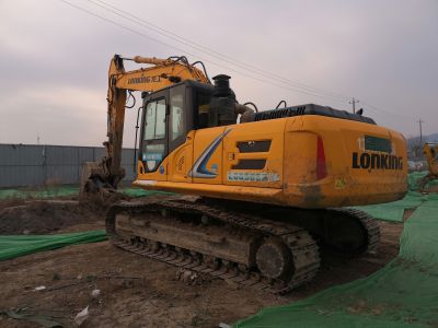 LG300E履带式挖掘机出租